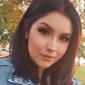 Meet your Posher, Marisol